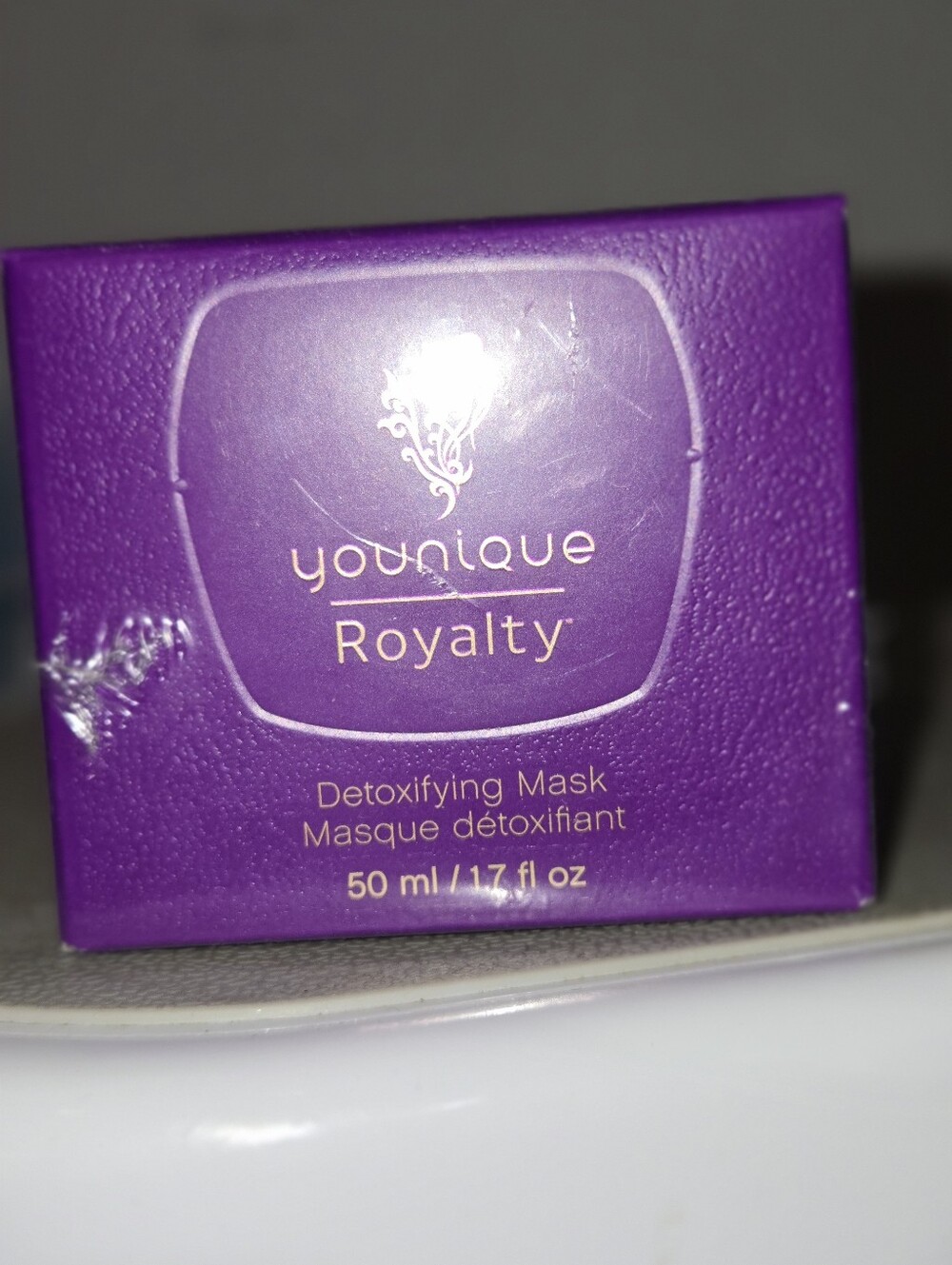 Younique Royalty Detoxifying Mask